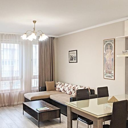 Lux 2 Central Apartment With Garage 플로브디프 외부 사진