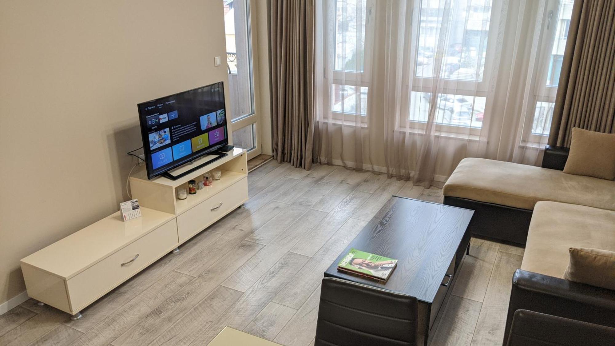Lux 2 Central Apartment With Garage 플로브디프 외부 사진