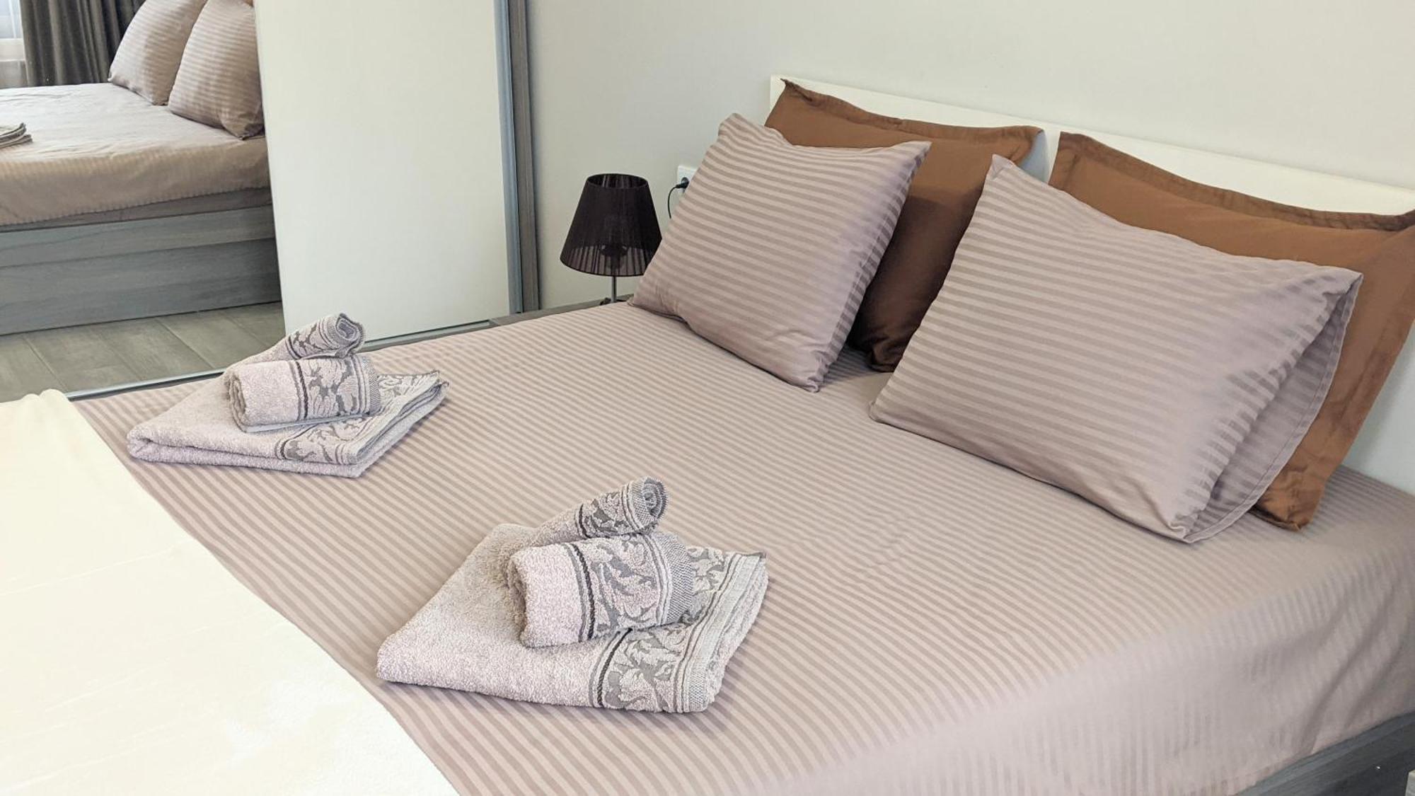 Lux 2 Central Apartment With Garage 플로브디프 외부 사진